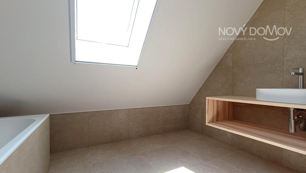 P R E D A J - 227000€