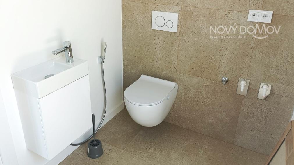 P R E D A J - 227000€