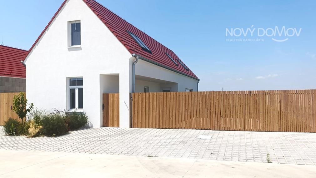 P R E D A J - 227000€