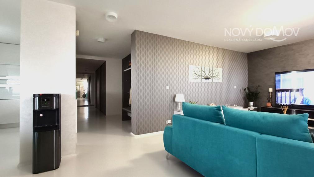 P R E D A J - 299000€