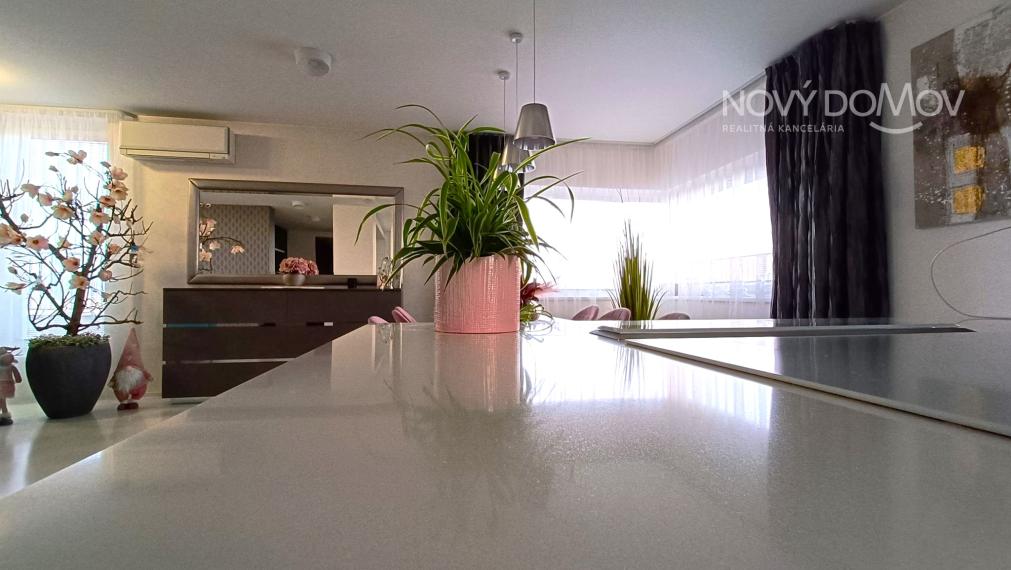 P R E D A J - 299000€