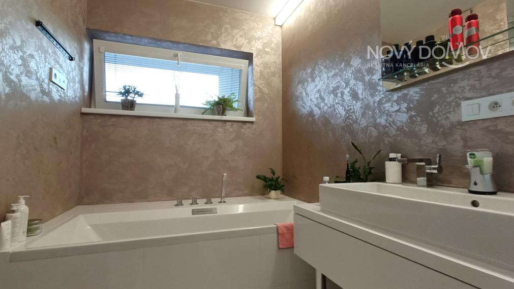 P R E D A J - 299000€