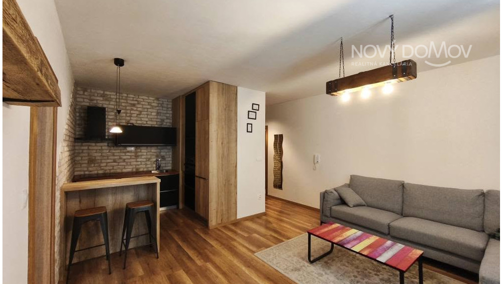 P R E N Á J O M - voľný ihneď