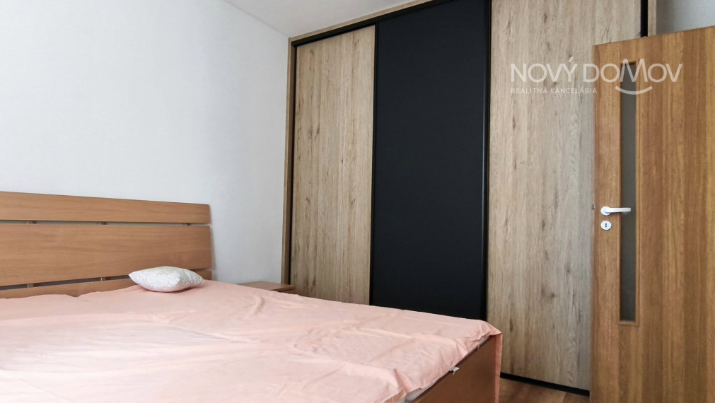 P R E N Á J O M - voľný ihneď