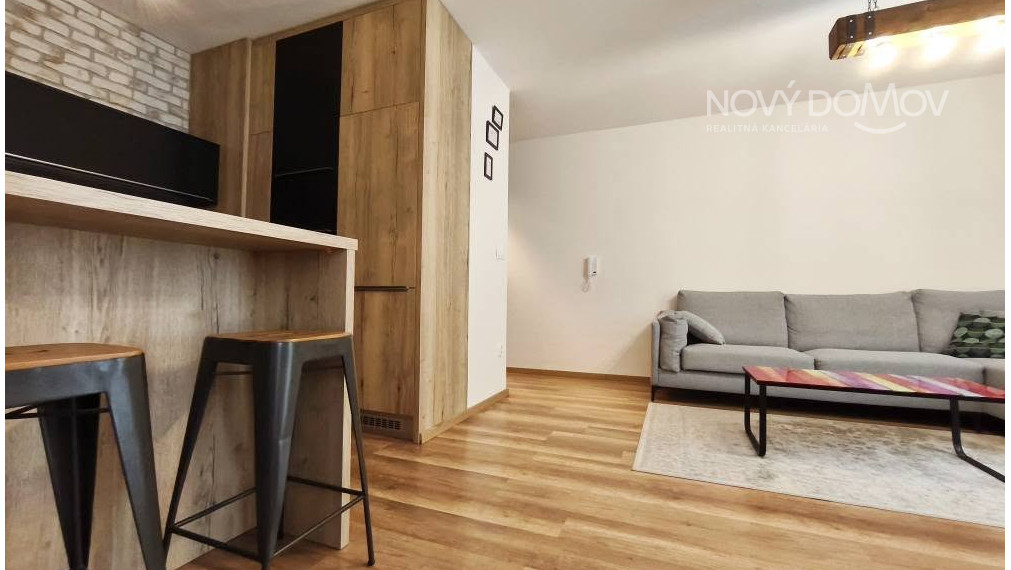 P R E N Á J O M - voľný ihneď