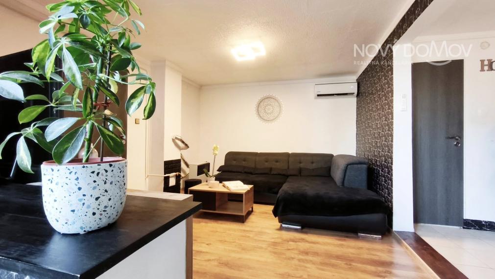 PREDAJ - obec Váhovce, RD bez pozemku