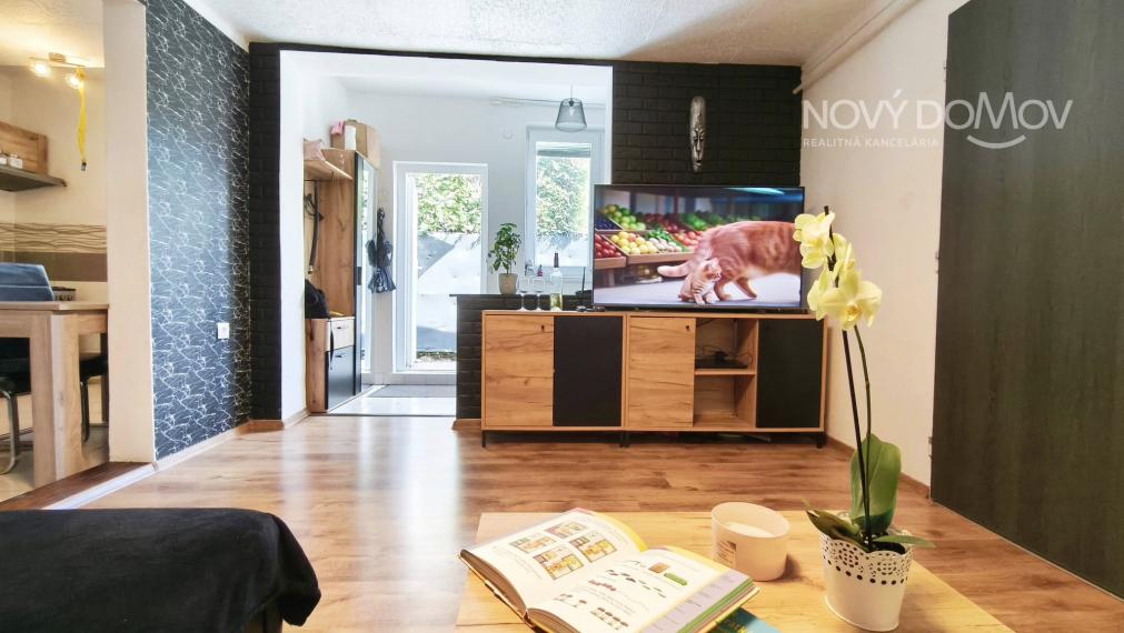 PREDAJ - obec Váhovce, RD bez pozemku