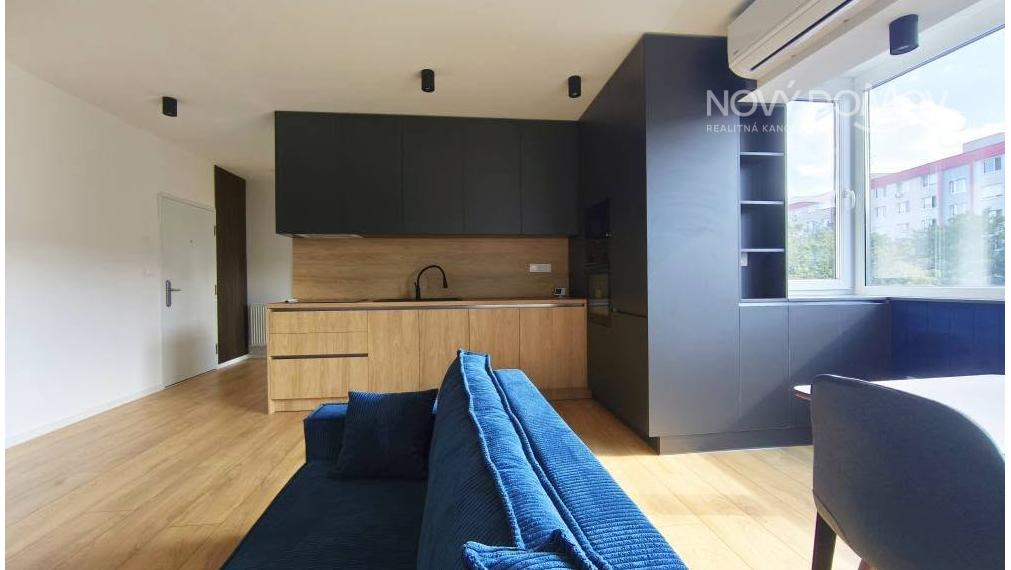 P R E D A J - cena na vyžiadanie