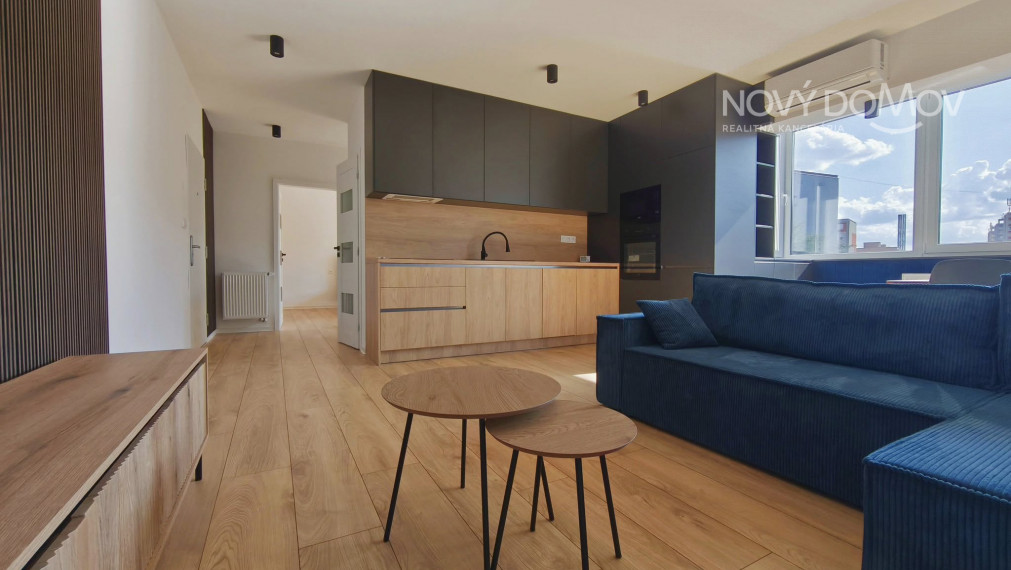 P R E D A J - cena na vyžiadanie