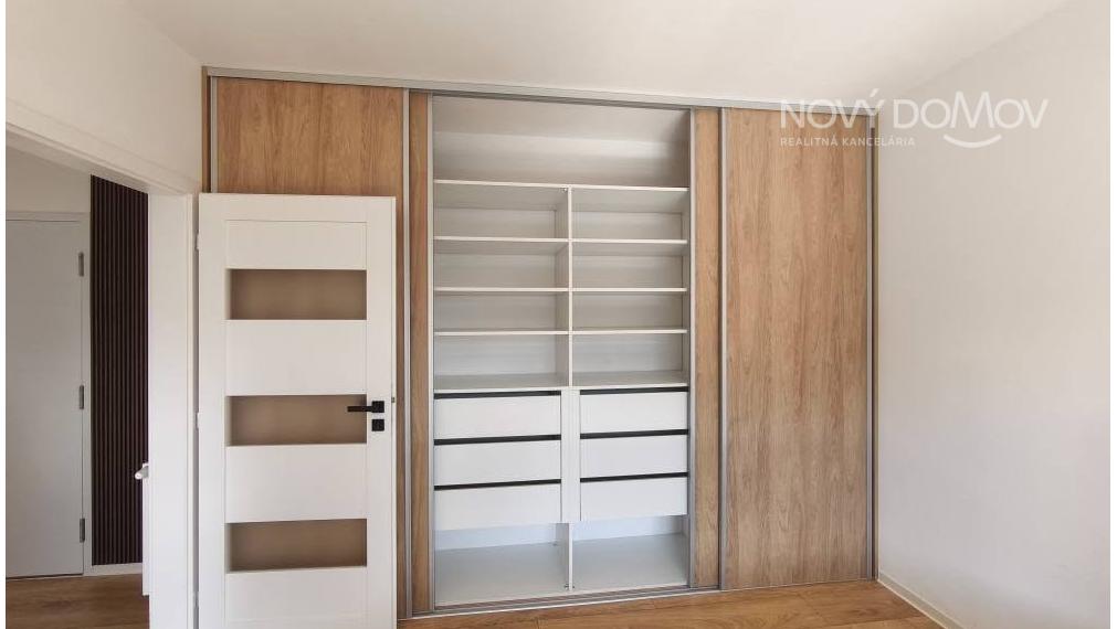 P R E D A J - cena na vyžiadanie