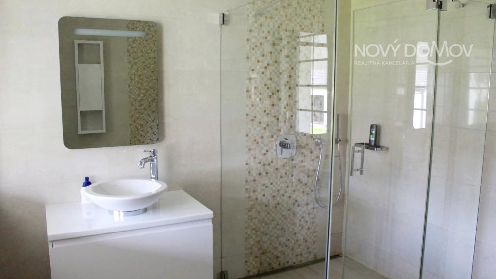 P R E D A J - cena na vyžiadanie