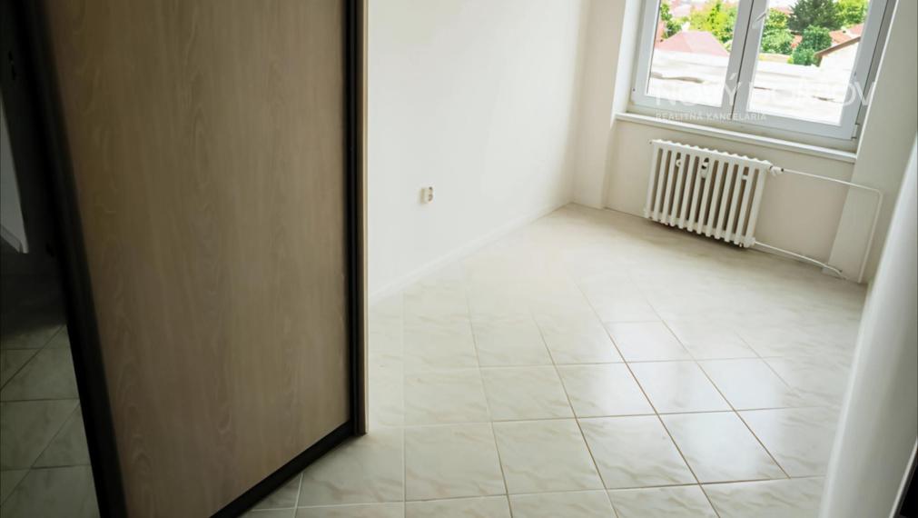 P R E D A J - nová znížená cena