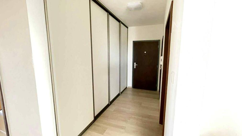 P R E D A J  :   87,7 m² , zariadený, nízke náklady