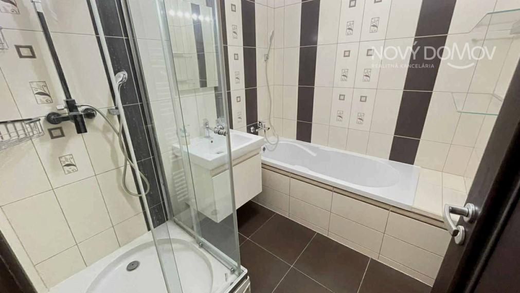 P R E D A J  :   87,7 m² , zariadený, nízke náklady