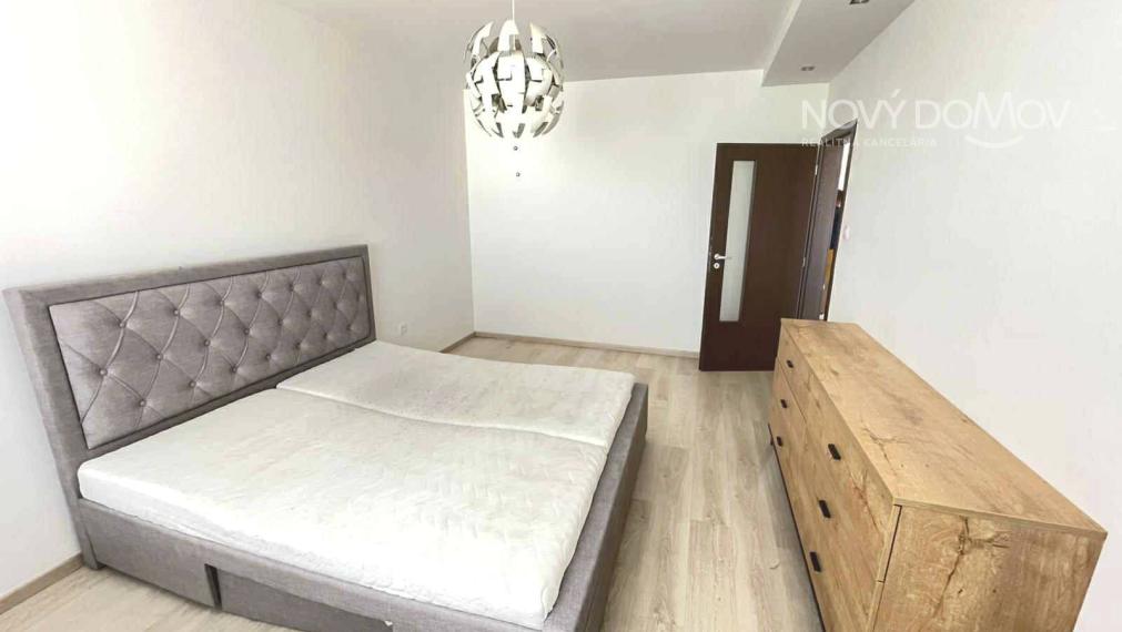 P R E D A J  :   87,7 m² , zariadený, nízke náklady