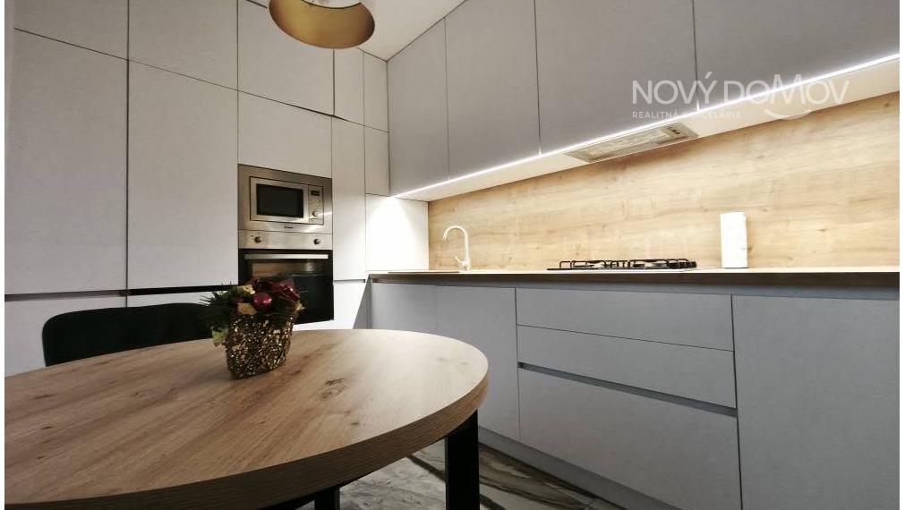 P R E N Á J O M - dieťa vítané, zariadený 3 izby + kuchyňa a loggia