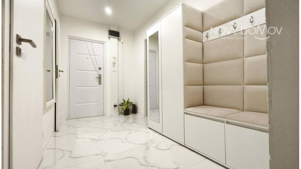 P R E N Á J O M - dieťa vítané, zariadený 3 izby + kuchyňa a loggia