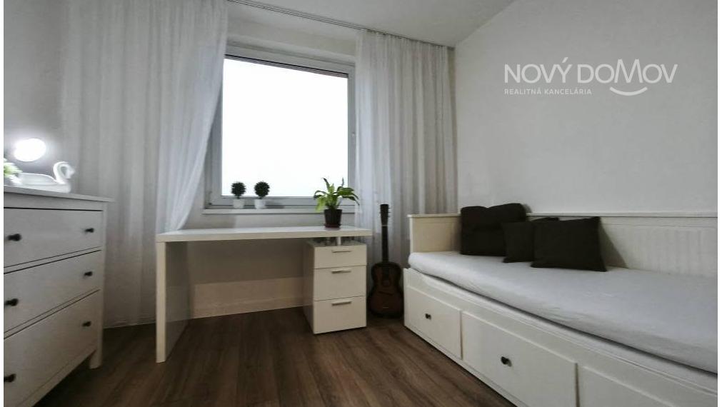 P R E N Á J O M - dieťa vítané, zariadený 3 izby + kuchyňa a loggia