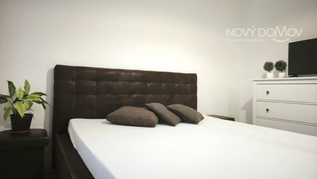 P R E N Á J O M - dieťa vítané, zariadený 3 izby + kuchyňa a loggia