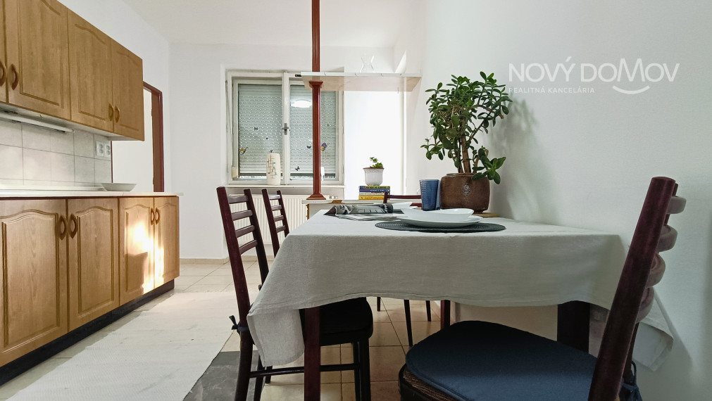 P R E N Á J O M  - voľný od januára 2026 - byt, garáž, záhrada