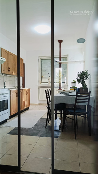 P R E N Á J O M  - voľný od januára 2026 - byt, garáž, záhrada