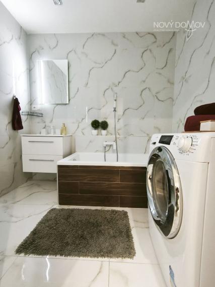 P R E N Á J O M - dieťa vítané, zariadený 3 izby + kuchyňa a loggia