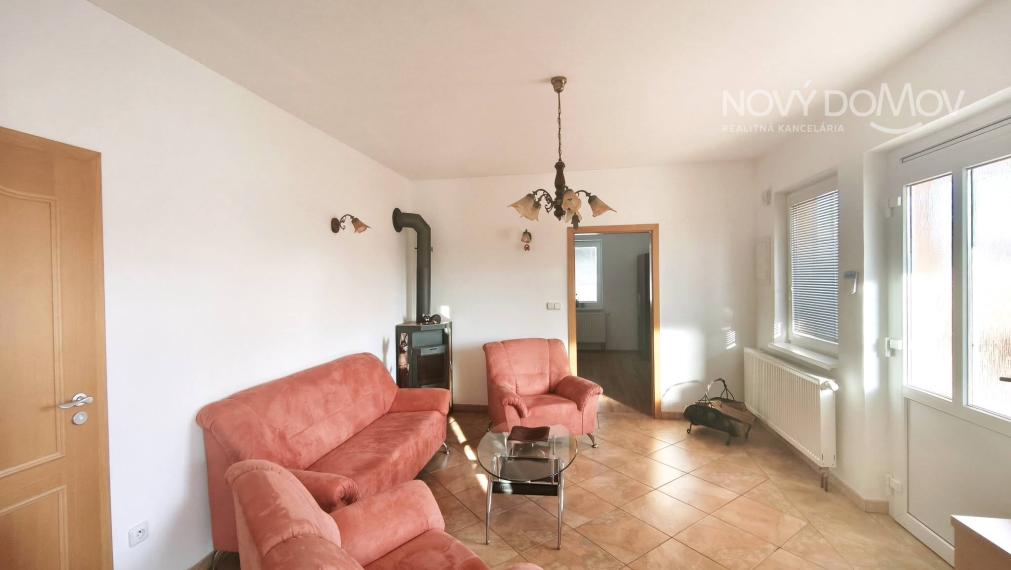 P R E D A J - rodinný dom, obec Gáň, pozemok 1079  m²