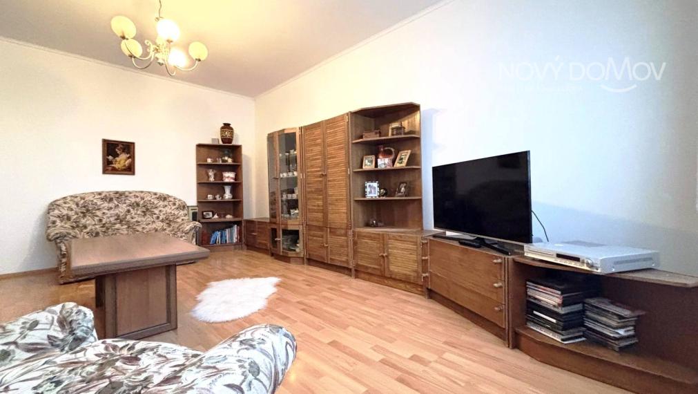 3-IZBOVÝ BYT S LOGGIOU | 89 m² | VÝŤAH |