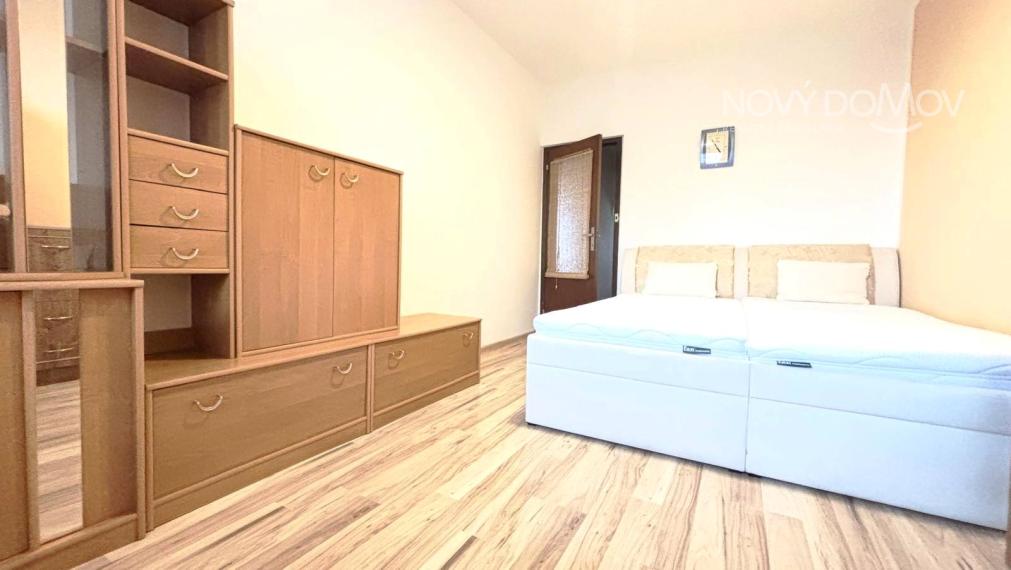 3-IZBOVÝ BYT S LOGGIOU | 89 m² | VÝŤAH |