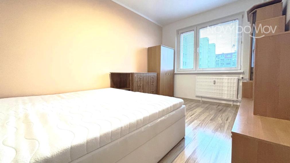 3-IZBOVÝ BYT S LOGGIOU | 89 m² | VÝŤAH |