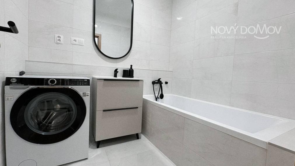 P R E N Á J O M     | VOĽNÝ IHNEĎ | 3-IZBOVÝ BYT | WEST – Galanta