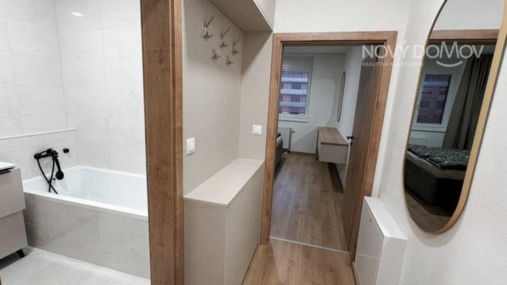 P R E N Á J O M     | VOĽNÝ IHNEĎ | 3-IZBOVÝ BYT | WEST – Galanta