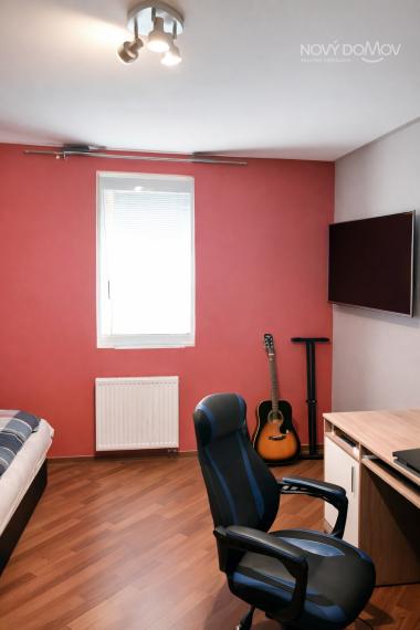 Štýlový 3-izbový byt v centre Serede | Balkón | 74 m² | Investičná príležitosť