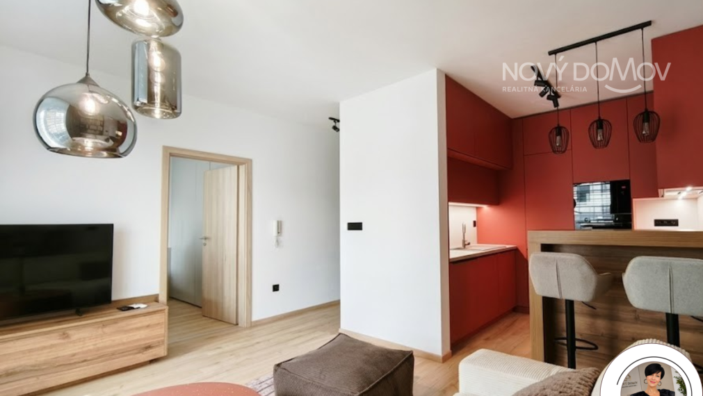 TOP  P R E N Á J O M : Terasa, garáž a luxus v jednom!