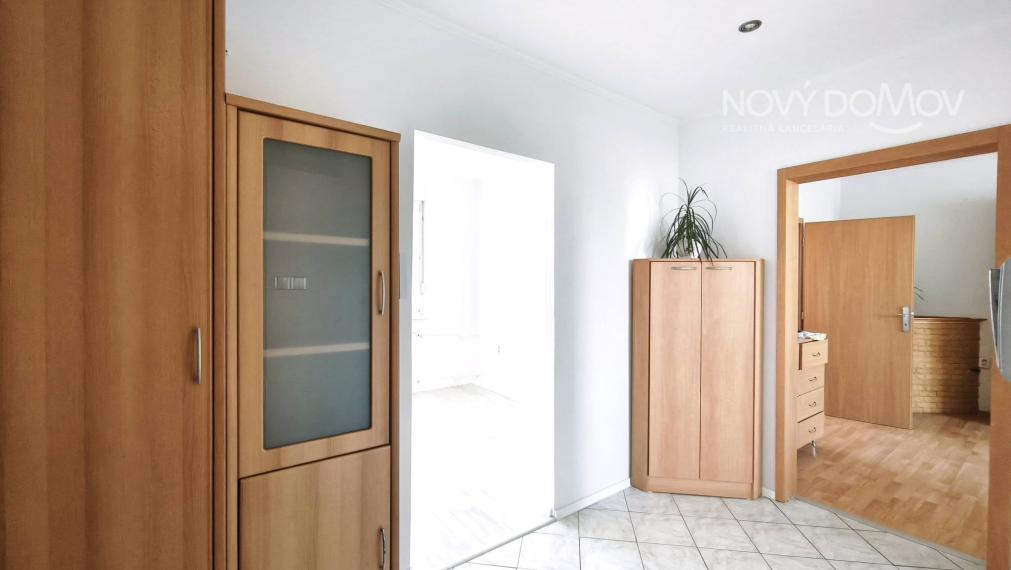 Pohoda a kľud: Váš nový 3-izbový domov priamo pri parku