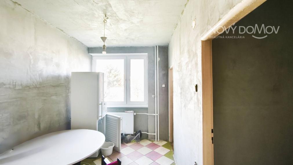 DOM v top lokalite s potenciálom na moderné bývanie