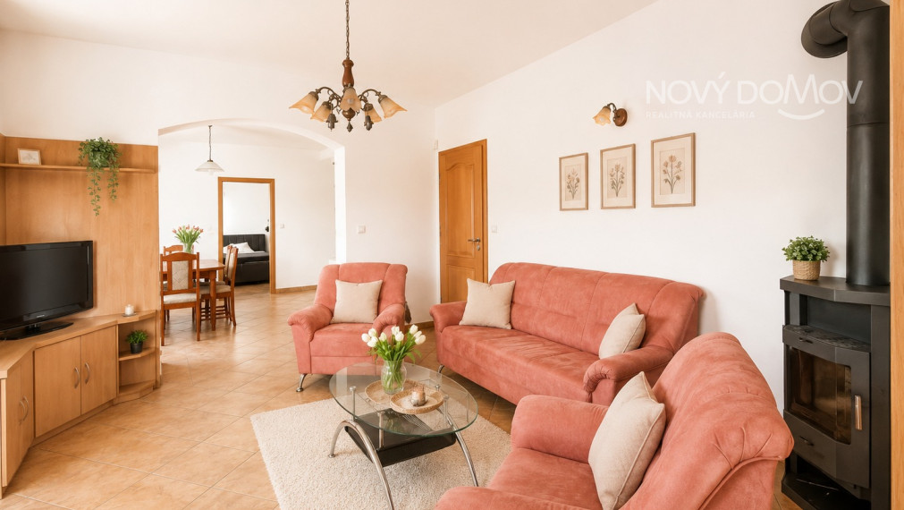 Dom s bazénom, jazierkom a nákladmi len 103€  - obec GÁŇ
