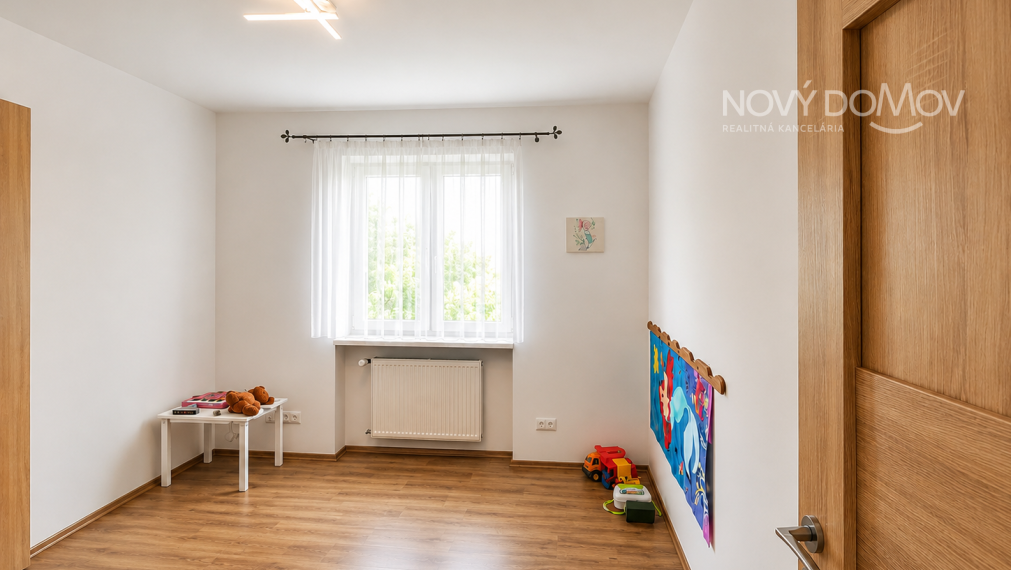 Rodinný dom s možnosťou podnikania alebo viacgeneračného bývania | Jelka