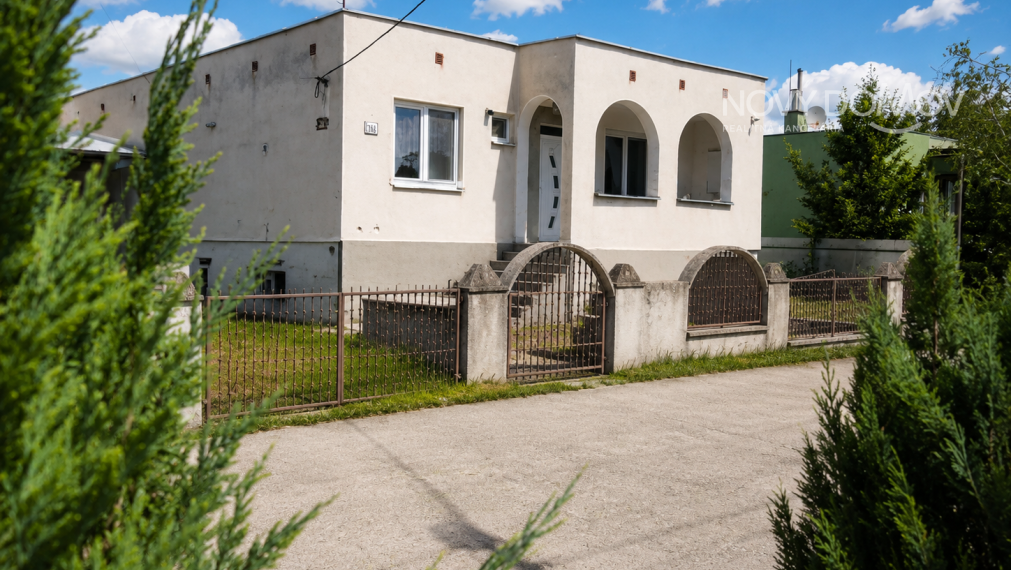 Rodinný dom s možnosťou podnikania alebo viacgeneračného bývania | Jelka
