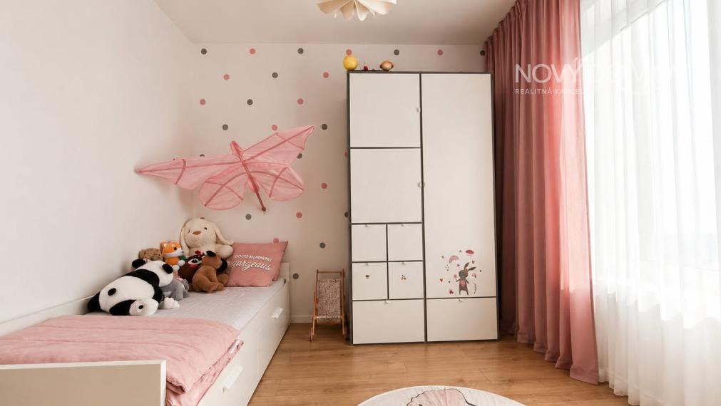 PREDAJ - 4-izbový rodinný dom |  pozemok 333 m²  | 221 000 €