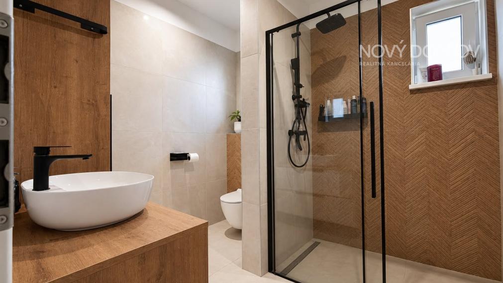 PREDAJ - 4-izbový rodinný dom |  pozemok 333 m²  | 221 000 €