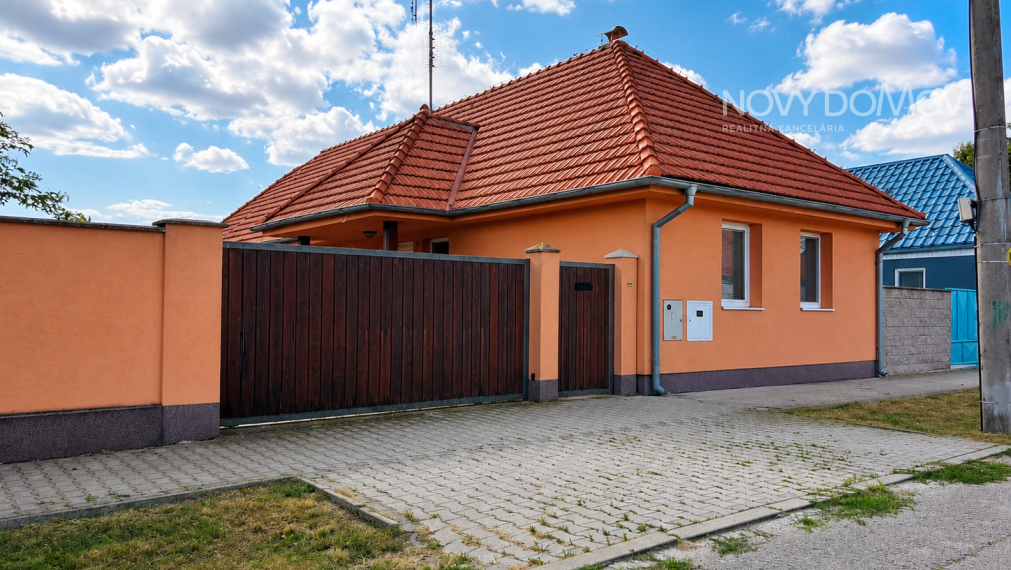 Dom s bazénom, jazierkom a nákladmi len 103€  - obec GÁŇ