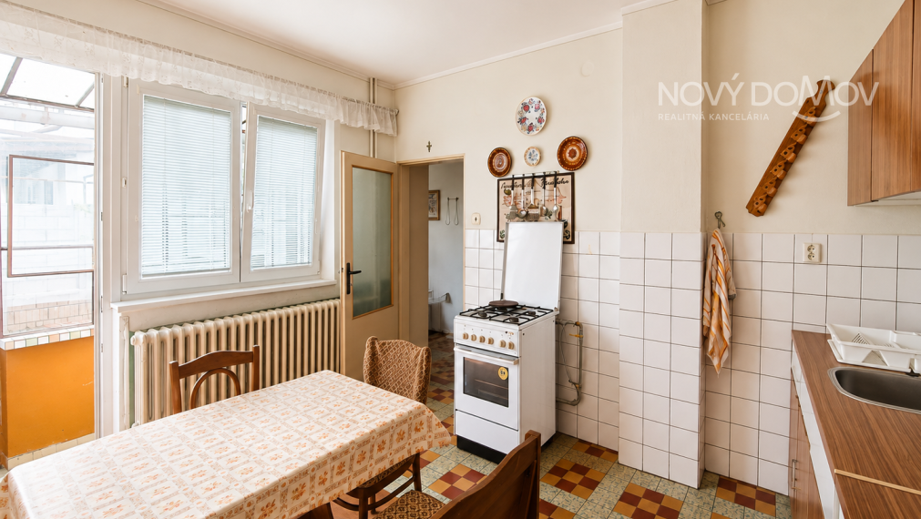 ŠÚROVCE – 5-izbový rodinný dom, pozemok 834 m²