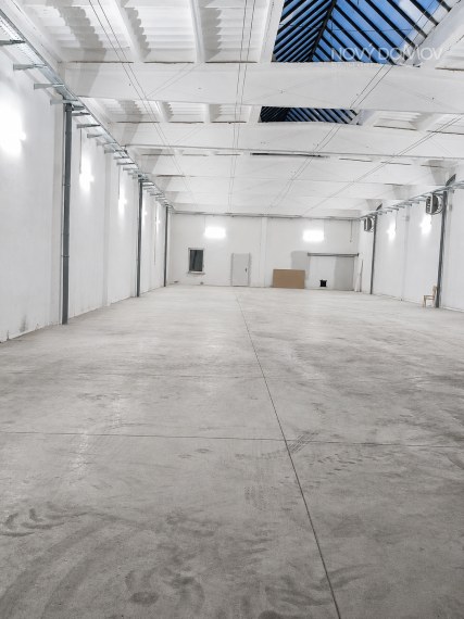 HLOHOVEC – prenájom haly/skladu 600 m², Mierová ulica