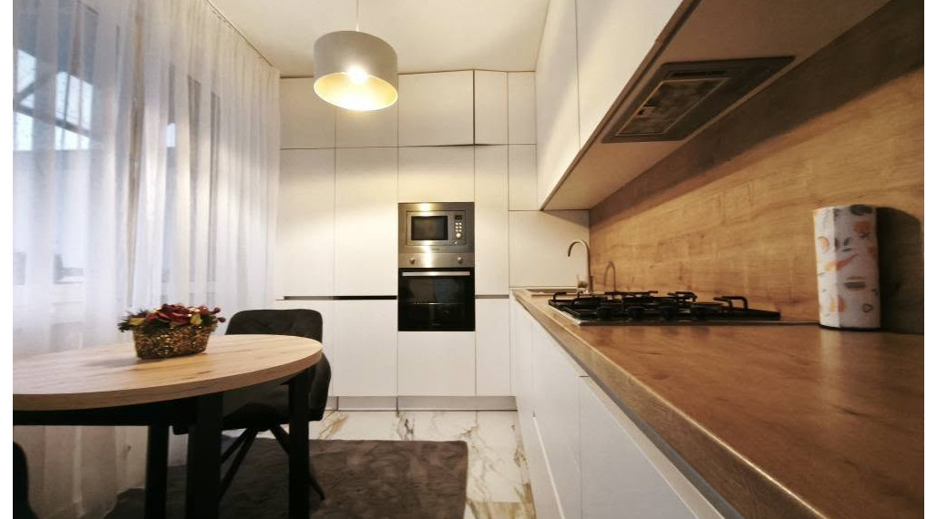 P R E N Á J O M - dieťa vítané, zariadený 3 izby + kuchyňa a loggia