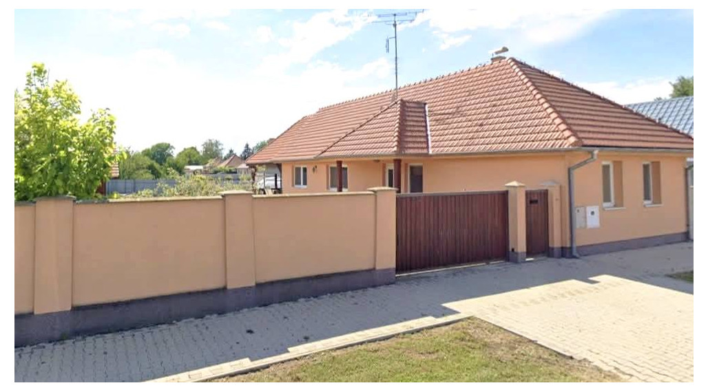 P R E D A J - rodinný dom, obec Gáň, pozemok 1079  m²