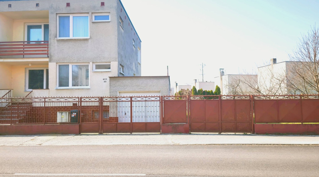 PRÉMIOVÁ PONUKA: 4-izbový rodinný dom na skvelej adrese