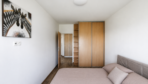 PRENÁJOM - zariadený, klimatizovaný 2 izbový byt - fotografia 7