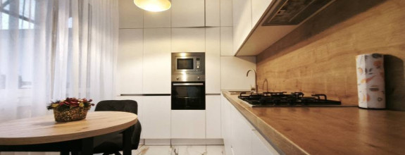 P R E N Á J O M - dieťa vítané, zariadený 3 izby + kuchyňa a loggia