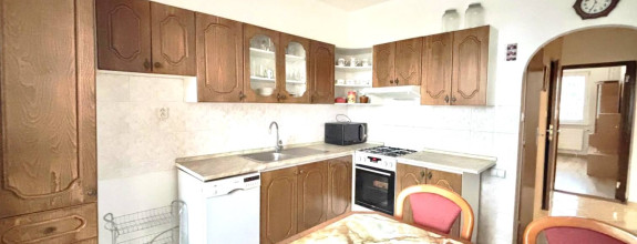 3-IZBOVÝ BYT S LOGGIOU | 89 m² | VÝŤAH |